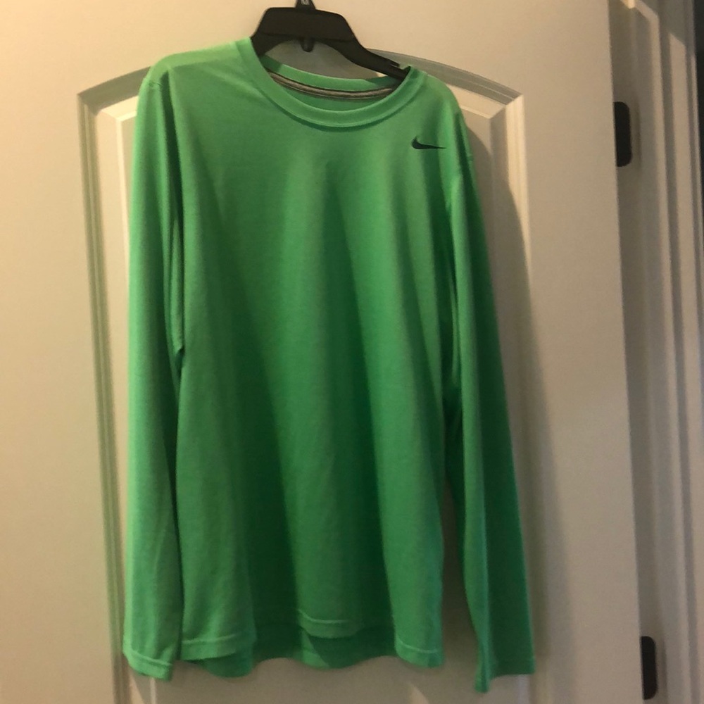 Men’s Nike L/S Dri Fit NWOT